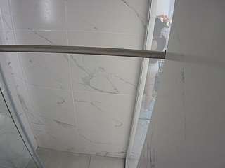 voyeurcam-casa-salsa-bathroom-9