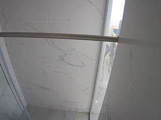 voyeurcam-casa-salsa-bathroom-9