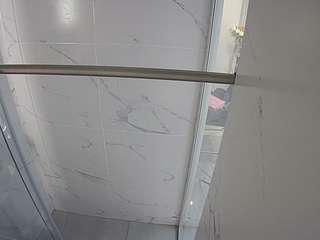 voyeurcam-casa-salsa-bathroom-9