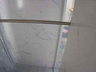 voyeurcam-casa-salsa-bathroom-9