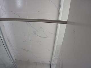 voyeurcam-casa-salsa-bathroom-9