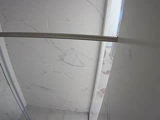 voyeurcam-casa-salsa-bathroom-9