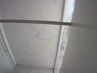 voyeurcam-casa-salsa-bathroom-9