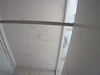 voyeurcam-casa-salsa-bathroom-9