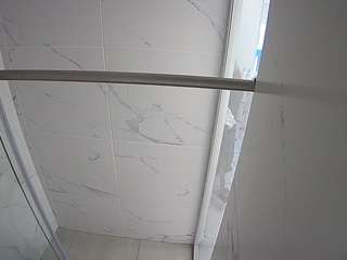 voyeurcam-casa-salsa-bathroom-9