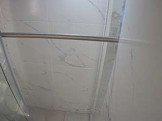 voyeurcam-casa-salsa-bathroom-9