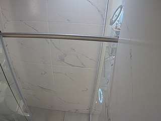 voyeurcam-casa-salsa-bathroom-9