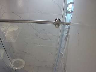 voyeurcam-casa-salsa-bathroom-9