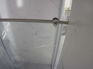 voyeurcam-casa-salsa-bathroom-9