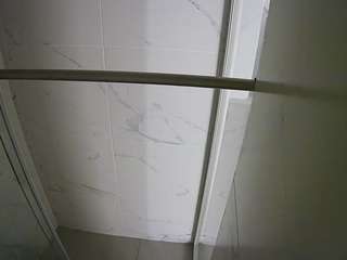 voyeurcam-casa-salsa-bathroom-9