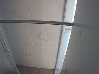 voyeurcam-casa-salsa-bathroom-9