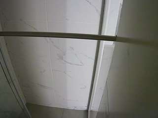 voyeurcam-casa-salsa-bathroom-9