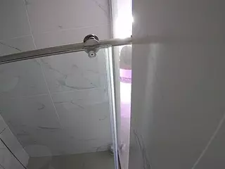 voyeurcam-casa-salsa-bathroom-9's Live Sex Cam Show