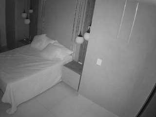 voyeurcam-casa-salsa-bedroom-10