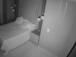 voyeurcam-casa-salsa-bedroom-10