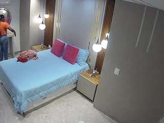 voyeurcam-casa-salsa-bedroom-10