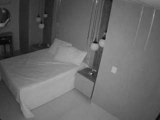 voyeurcam-casa-salsa-bedroom-10