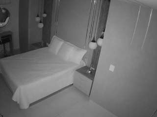 voyeurcam-casa-salsa-bedroom-10