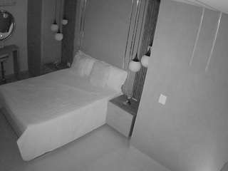 voyeurcam-casa-salsa-bedroom-10