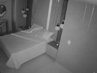 voyeurcam-casa-salsa-bedroom-10