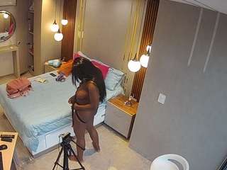 voyeurcam-casa-salsa-bedroom-10