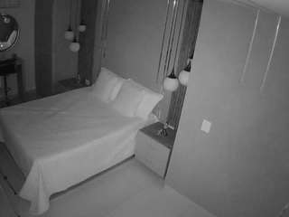 voyeurcam-casa-salsa-bedroom-10