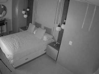 voyeurcam-casa-salsa-bedroom-10