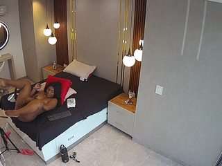 voyeurcam-casa-salsa-bedroom-10