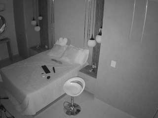 voyeurcam-casa-salsa-bedroom-10