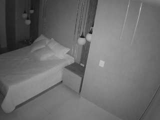 voyeurcam-casa-salsa-bedroom-10