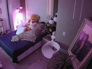voyeurcam-casa-salsa-bedroom-10