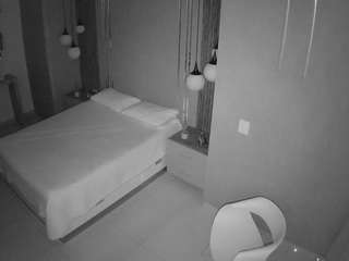 voyeurcam-casa-salsa-bedroom-10