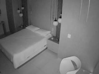 voyeurcam-casa-salsa-bedroom-10
