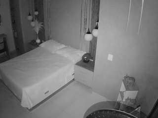 voyeurcam-casa-salsa-bedroom-10 camsoda