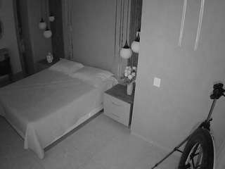 voyeurcam-casa-salsa-bedroom-10