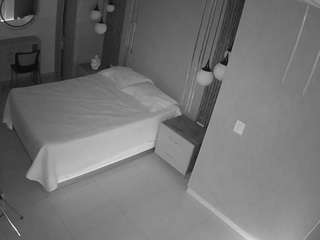 voyeurcam-casa-salsa-bedroom-10