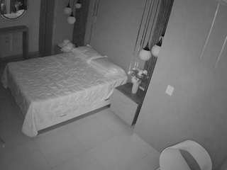 voyeurcam-casa-salsa-bedroom-10