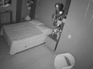 voyeurcam-casa-salsa-bedroom-10