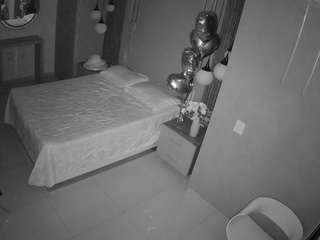 voyeurcam-casa-salsa-bedroom-10