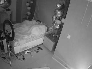voyeurcam-casa-salsa-bedroom-10
