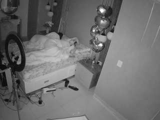 voyeurcam-casa-salsa-bedroom-10