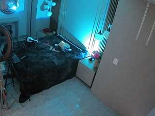 voyeurcam-casa-salsa-bedroom-10