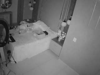 voyeurcam-casa-salsa-bedroom-10