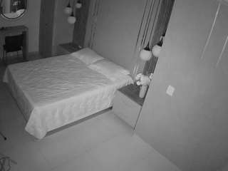 voyeurcam-casa-salsa-bedroom-10