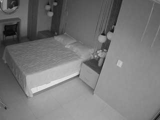voyeurcam-casa-salsa-bedroom-10