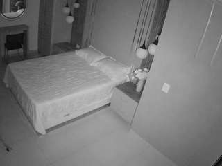 voyeurcam-casa-salsa-bedroom-10
