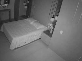 voyeurcam-casa-salsa-bedroom-10