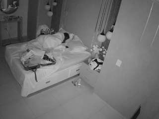 voyeurcam-casa-salsa-bedroom-10