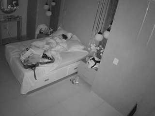 voyeurcam-casa-salsa-bedroom-10