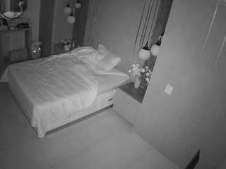 voyeurcam-casa-salsa-bedroom-10